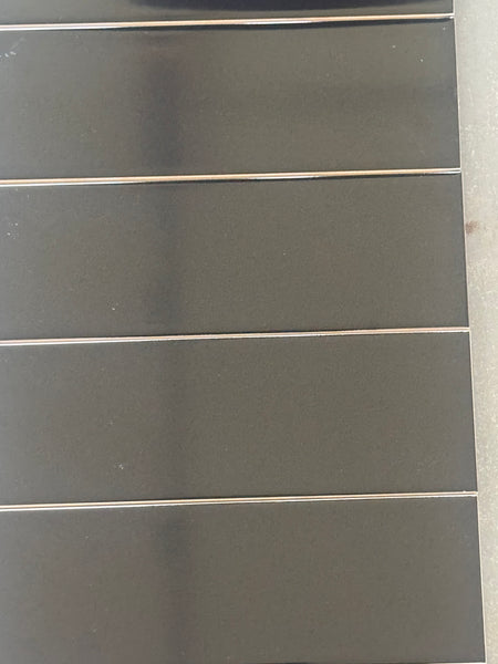 Black Gloss 300x100x10 Lot 441