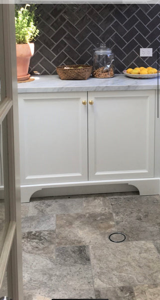 travertine silver french patern honed/filled